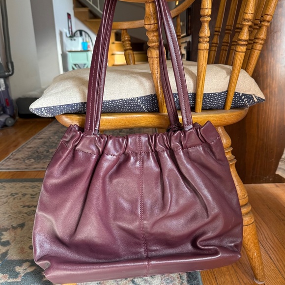 MARC JACOBS Cristina Tote in Plum (Bordeaux), NWOT - Picture 6 of 16
